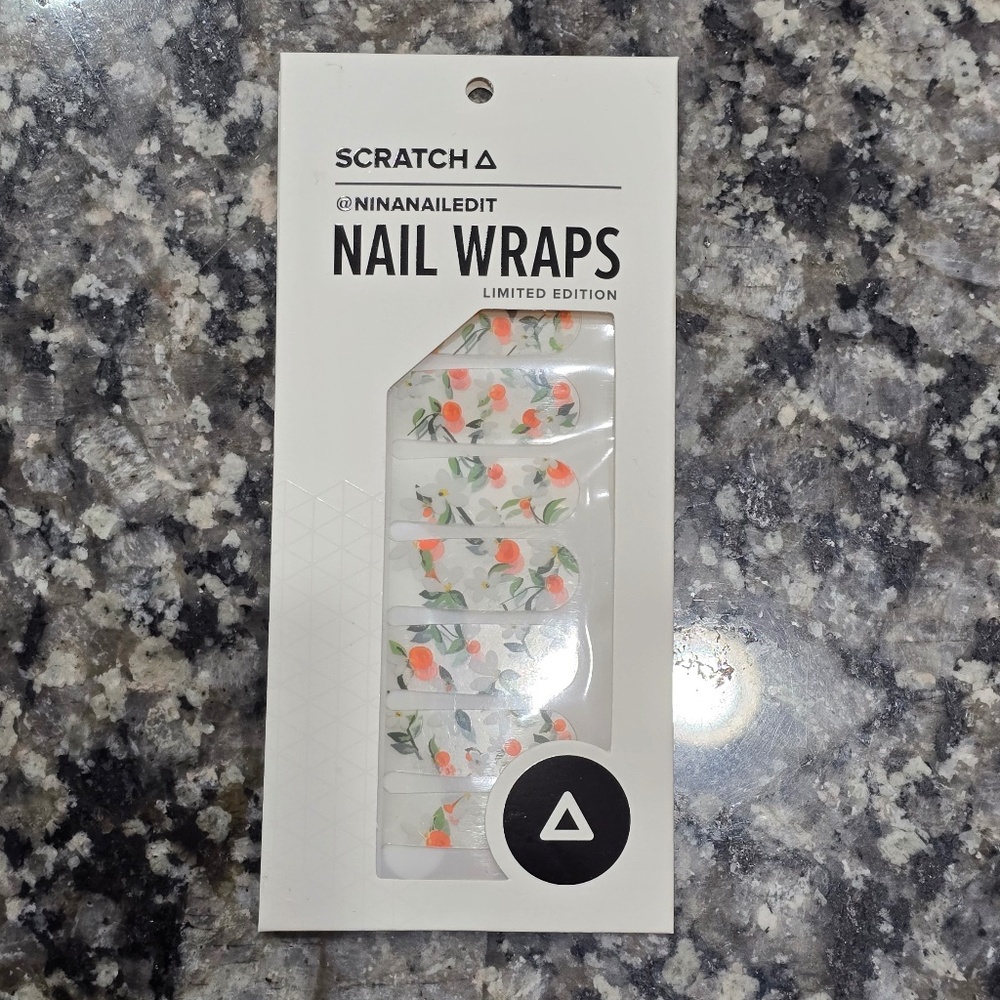 Scratch - Limited Edition - MMK Nail Wrap Kit - Orange Blossoms design